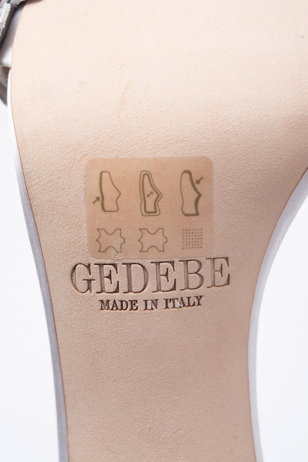 GEDEBE White Floral Ankle-Strap Sandals