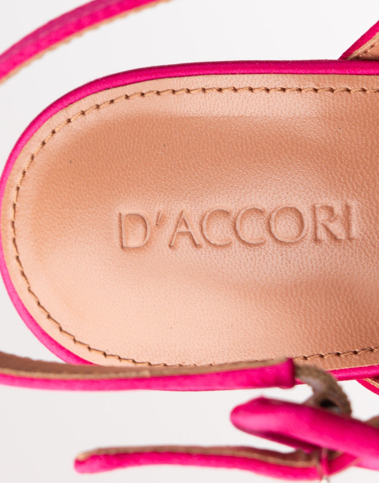 D’ACCORI Belle Pink Fabric Pointed Slingback Sandals